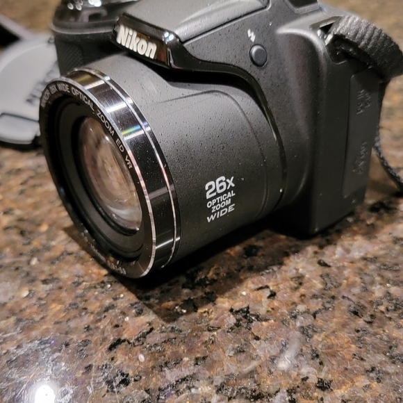 Nikon CoolPix L320 Digital Camera - Picture 3 of 10